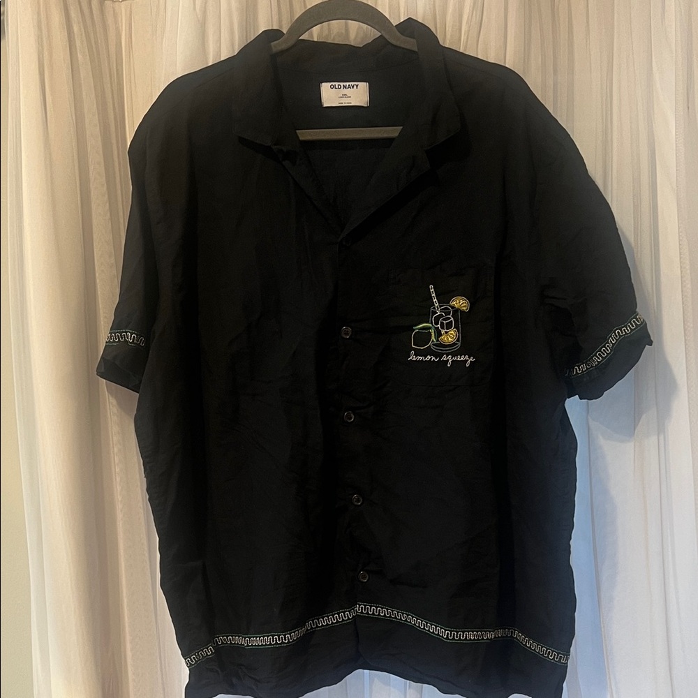 Old Navy Black Casual Button Down Shirt